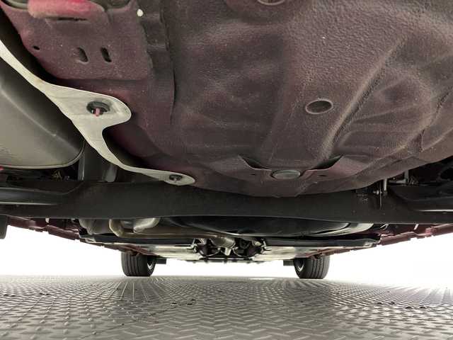 日産 オーラ G レザーエディション 新潟県 2022(令4)年 1.8万km ガーネットレッド/スーパーブラック 2トーン エマージェンシーブレーキ/純正ナビ/　CD/DVD/Bluetooth/フルセグ/アラウンドビューモニター/LEDオートライト/ブラインドスポットモニター/デジタルインナーミラー/クリアランスソナー/電格ミラー/ウィンカーミラー/純正ドラレコ/ステアリングリモコン/スマートキー/ビルトインETC