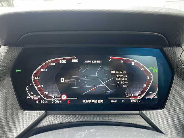 ＢＭＷ Ｍ１３５ｉ xDrive 神奈川県 2020(令2)年 2.9万km アルピンホワイトⅢ 純正ナビ【Spotify/USB/BT/ScreenMirroring】/置くだけ充電/レーダークルーズコントロール/パドルシフト/レーンキープアシスト/前後コーナーセンサー/純正前後ドライブレコーダー/電動パーキングブレーキ/パーキングアシスト/メモリー付きパワーシート/前席シートヒーター/電動リアゲート/横滑り防止装置/盗難防止装置/アイドリングストップ/ETC/純正18インチアルミホイール/純正フロアマット/オートライト/LEDヘッドライト/電動格納ミラー/ステアリングスイッチ/新車時保証書/取扱説明書/スペアキー×１