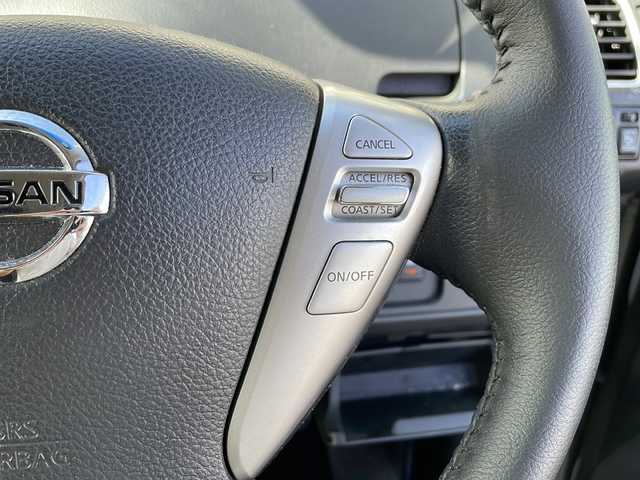 日産 セレナ ハイウェイスター Vエアロ+Safty 道北・旭川 2016(平28)年 8.4万km ブリリアントシルバー /４ＷＤ//禁煙車//両側パワースライドドア//フロントスポイラー//社外フリップダウンモニター//社外ＳＤナビ//ＣＤ・ＤＶＤ・ＳＤ・ＢＴ//バックカメラ//クルーズコントロール//エマージェンシーブレーキ//車線逸脱警報//社外ＬＥＤヘッドライト//オートライト//純正１５インチアルミ//アイドリングストップ//ＥＴＣ