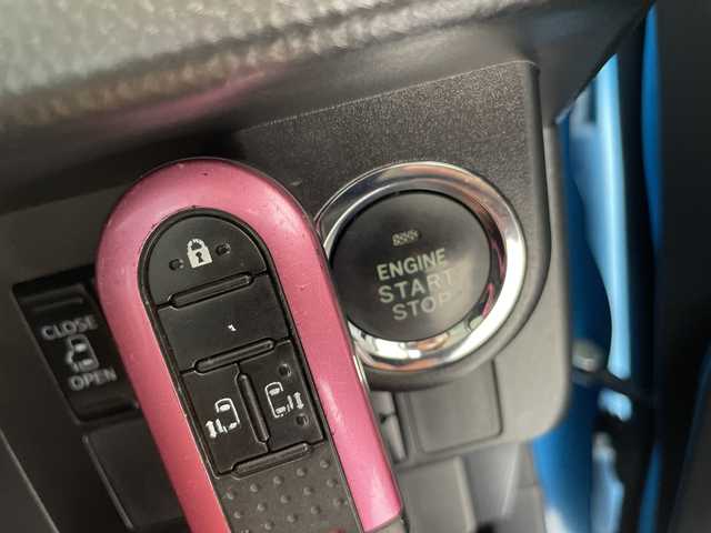 トヨタ タンク カスタムG S 愛知県 2017(平29)年 6.6万km ファインブルーマイカメタリック 純正9型ナビ ＳＤカードなし/両側パワースライドドア/クルーズコントロール/シートヒーター/バックカメラ/コーナーセンサー/純正アルミホイール/ETC2.0/LEDヘッドライト/フルセグ/CD DVD/Bluetooth/衝突軽減システム/ドライブレコーダー/ステアリングスイッチ/スマートキー/プッシュスタート
