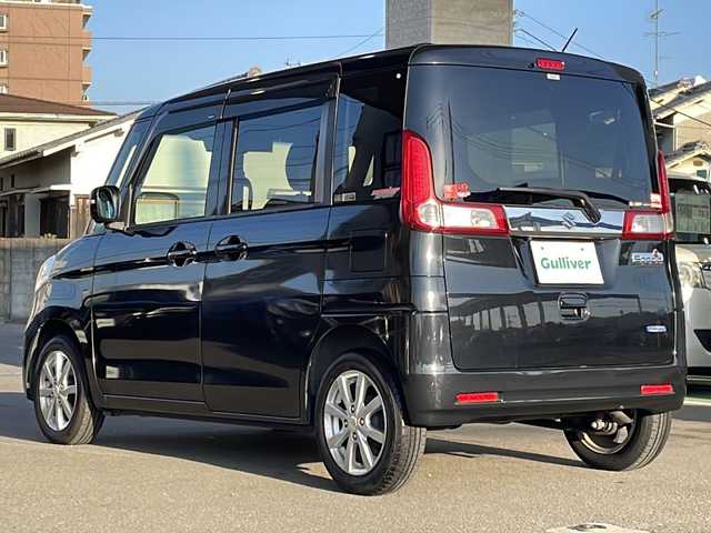 スズキ スペーシア T 愛媛県 2015(平27)年 6.8万km ブルーイッシュブラックパール3 純正ナビ(フルセグTV/CD/DVD/AM・FM/BT/iPod/USB)/アラウンドビューモニター/ETC/両側パワースライドドア/運転席シートヒーター/クルーズコントロール/パドルシフト/アイドリングストップ機能/純正14インチアルミホイール/社外フロアマット