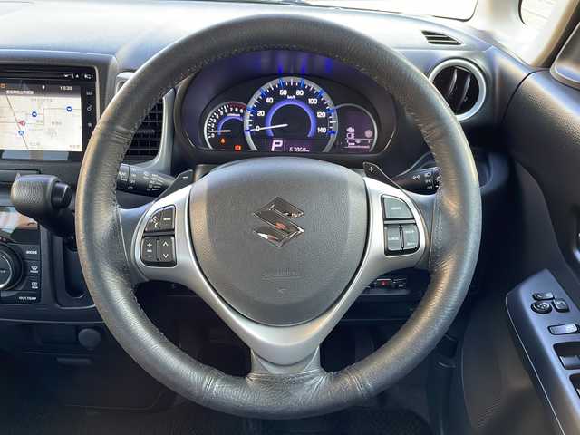 スズキ スペーシア T 愛媛県 2015(平27)年 6.8万km ブルーイッシュブラックパール3 純正ナビ(フルセグTV/CD/DVD/AM・FM/BT/iPod/USB)/アラウンドビューモニター/ETC/両側パワースライドドア/運転席シートヒーター/クルーズコントロール/パドルシフト/アイドリングストップ機能/純正14インチアルミホイール/社外フロアマット