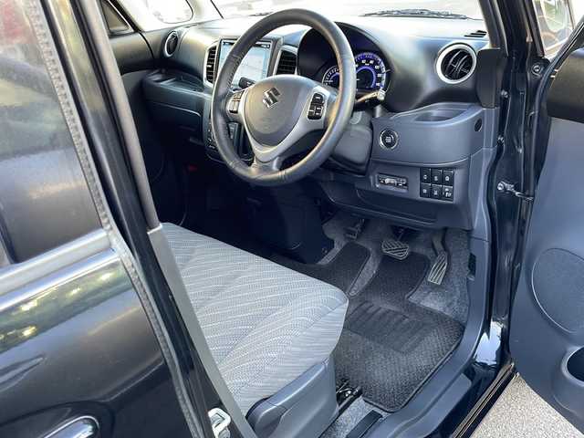 スズキ スペーシア T 愛媛県 2015(平27)年 6.8万km ブルーイッシュブラックパール3 純正ナビ(フルセグTV/CD/DVD/AM・FM/BT/iPod/USB)/アラウンドビューモニター/ETC/両側パワースライドドア/運転席シートヒーター/クルーズコントロール/パドルシフト/アイドリングストップ機能/純正14インチアルミホイール/社外フロアマット