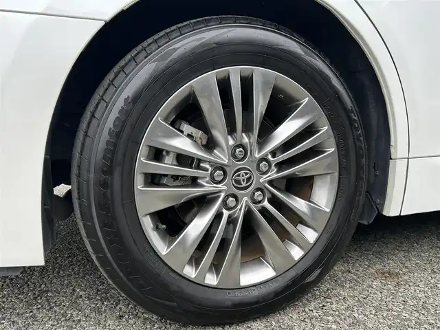 トヨタ アルファード Z 大阪府 2024(令6)年 1.6万km プラチナホワイトパールマイカ トヨタセーフティセンス/純正14インチHDディスプレイオーディオPlus/　（AppleCarplay/AndroidAuto/フルセグTV/Bluetooth/USB）/パノラミックビューモニター/レザーシート（合皮）/　（エグゼクティブパワーシート/シートヒーター/ベンチレーション)/純正14インチフリップダウンモニター/ステアリングヒーター/前後ドライブレコーダー/両側パワースライドドア/パワーバックドア/後席ロールサンシェード/三眼LEDヘッドライト/ビルトインETC2.0/ブラインドスポットミラー/ヘッドアップディスプレイ/ワイヤレス充電/純正18インチアルミホイール/純正フロアマット/TVキャンセラー有