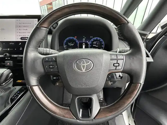 トヨタ アルファード Z 大阪府 2024(令6)年 1.6万km プラチナホワイトパールマイカ トヨタセーフティセンス/純正14インチHDディスプレイオーディオPlus/　（AppleCarplay/AndroidAuto/フルセグTV/Bluetooth/USB）/パノラミックビューモニター/レザーシート（合皮）/　（エグゼクティブパワーシート/シートヒーター/ベンチレーション)/純正14インチフリップダウンモニター/ステアリングヒーター/前後ドライブレコーダー/両側パワースライドドア/パワーバックドア/後席ロールサンシェード/三眼LEDヘッドライト/ビルトインETC2.0/ブラインドスポットミラー/ヘッドアップディスプレイ/ワイヤレス充電/純正18インチアルミホイール/純正フロアマット/TVキャンセラー有