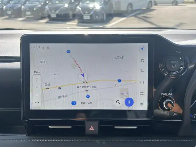 トヨタ ノア ハイブリッド S－Z 愛媛県 2024(令6)年 0.8万km ホワイトパールクリスタルシャイン 純正10.5型ディスプレイオーディオ/HDMI/USB/タイプC/快適利便パッケージ/2列目オットマン/両側電動スライドドア/パワーバックドア/前後ドライブレコーダー/トヨタセーフティセンス/衝突被害軽減装置/車線逸脱防止装置/クリアランスソナー/レーダークルーズコントロール/バックカメラ/100V/1500Wコンセント/電動パーキングブレーキ/電格ミラー/ステアリングヒーター/純正ドアバイザー/ETC2.0/LEDヘッドライト/ヘッドライトレベライザー/現状サマー(純正AW)(205/55/R17)/YOKOHAMA BluEarth GT