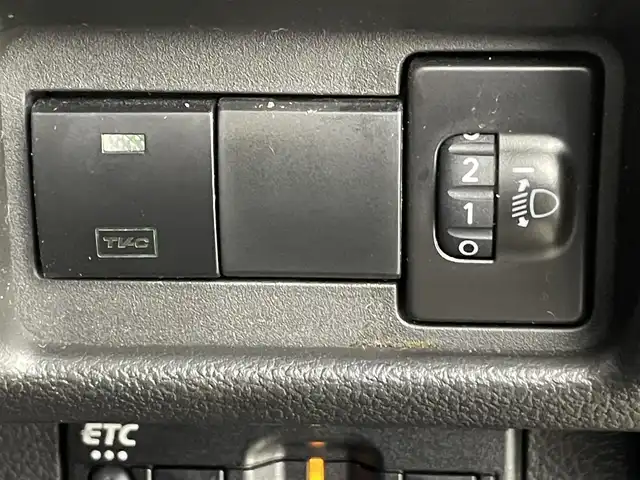 スズキ スペーシア カスタム HYBRID GS 千葉県 2024(令6)年 2.5万km ブルーイッシュブラックパール3 禁煙車/スズキセーフティ サポート/・デュアルセンサーブレーキサポートII/・誤発進抑制機能/・車線逸脱抑制機能/・後退時ブレーキサポート/・ハイビームアシスト/・全方位モニター/左側パワースライドドア/純正9インチナビ/Bluetooth/フルセグ/AM・FM/アラウンドビューモニター/レーダークルーズコントロール/LEDオートライト/シートヒーター/純正14インチアルミホイール/アイドリングストップ/USBポート/プッシュスタート/スマートキー/取扱説明書/保証書