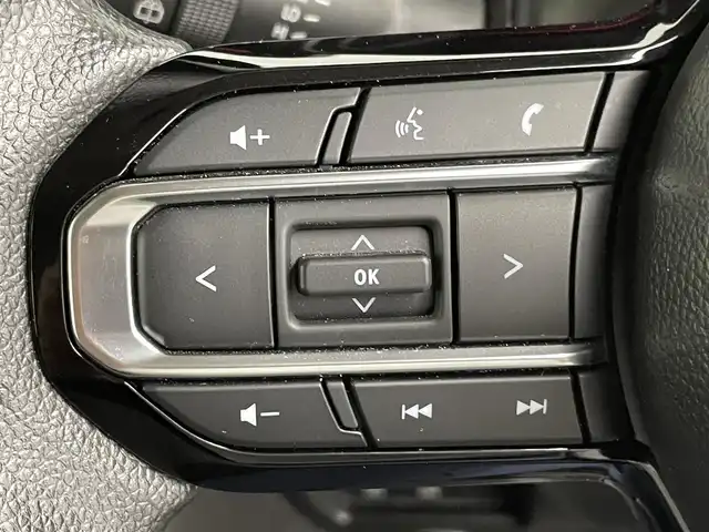 スズキ スペーシア カスタム HYBRID GS 千葉県 2024(令6)年 2.5万km ブルーイッシュブラックパール3 禁煙車/スズキセーフティ サポート/・デュアルセンサーブレーキサポートII/・誤発進抑制機能/・車線逸脱抑制機能/・後退時ブレーキサポート/・ハイビームアシスト/・全方位モニター/左側パワースライドドア/純正9インチナビ/Bluetooth/フルセグ/AM・FM/アラウンドビューモニター/レーダークルーズコントロール/LEDオートライト/シートヒーター/純正14インチアルミホイール/アイドリングストップ/USBポート/プッシュスタート/スマートキー/取扱説明書/保証書