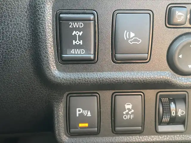 日産 ノート e－パワー X FOUR 山形県 2020(令2)年 8.9万km スーパーブラック ４WD/衝突被害軽減/社外メモリナビ/　　【CD　DVD　BT　ワンセグ　USB　AUX】/バックカメラ/オートライト/純正15インチアルミホイール/レーンキープアシスト/コーナーセンサー/フロアマット/ドライブレコーダー/スマートキー×２/ETC