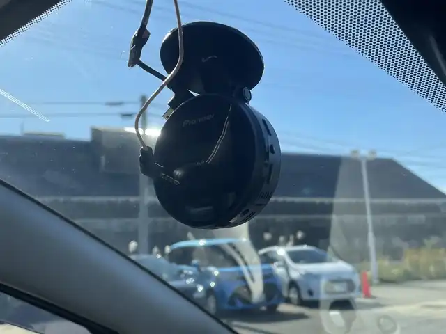 日産 ノート e－パワー X FOUR 山形県 2020(令2)年 8.9万km スーパーブラック ４WD/衝突被害軽減/社外メモリナビ/　　【CD　DVD　BT　ワンセグ　USB　AUX】/バックカメラ/オートライト/純正15インチアルミホイール/レーンキープアシスト/コーナーセンサー/フロアマット/ドライブレコーダー/スマートキー×２/ETC