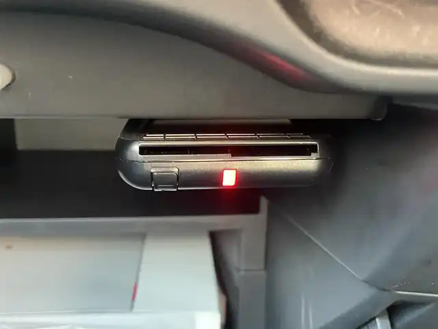 日産 ノート e－パワー X FOUR 山形県 2020(令2)年 8.9万km スーパーブラック ４WD/衝突被害軽減/社外メモリナビ/　　【CD　DVD　BT　ワンセグ　USB　AUX】/バックカメラ/オートライト/純正15インチアルミホイール/レーンキープアシスト/コーナーセンサー/フロアマット/ドライブレコーダー/スマートキー×２/ETC