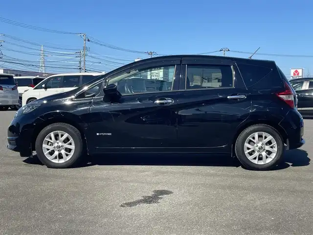 日産 ノート e－パワー X FOUR 山形県 2020(令2)年 8.9万km スーパーブラック ４WD/衝突被害軽減/社外メモリナビ/　　【CD　DVD　BT　ワンセグ　USB　AUX】/バックカメラ/オートライト/純正15インチアルミホイール/レーンキープアシスト/コーナーセンサー/フロアマット/ドライブレコーダー/スマートキー×２/ETC