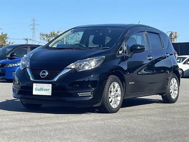 日産 ノート e－パワー X FOUR 山形県 2020(令2)年 8.9万km スーパーブラック ４WD/衝突被害軽減/社外メモリナビ/　　【CD　DVD　BT　ワンセグ　USB　AUX】/バックカメラ/オートライト/純正15インチアルミホイール/レーンキープアシスト/コーナーセンサー/フロアマット/ドライブレコーダー/スマートキー×２/ETC