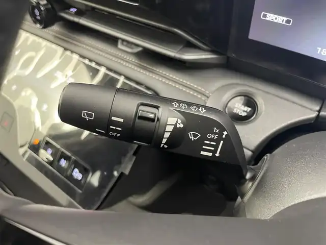 日産 セレナ e－パワー ハイウェイスター V 埼玉県 2025(令7)年 0.1千km ダイヤモンドブラック 純正12.3インチナビ/ 地デジTV Bluetooth Carpray/アランドビューモニター/デジタルインナーミラー/エマージェンシーブレーキ/プロパイロット/レーンキープアシスト/ブラインドスポットモニター/両側パワースライドドア/ワイヤレス充電器/シートヒーター /LEDオートライト/ETC2.0