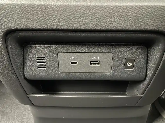 日産 セレナ e－パワー ハイウェイスター V 埼玉県 2025(令7)年 0.1千km ダイヤモンドブラック 純正12.3インチナビ/ 地デジTV Bluetooth Carpray/アランドビューモニター/デジタルインナーミラー/エマージェンシーブレーキ/プロパイロット/レーンキープアシスト/ブラインドスポットモニター/両側パワースライドドア/ワイヤレス充電器/シートヒーター /LEDオートライト/ETC2.0