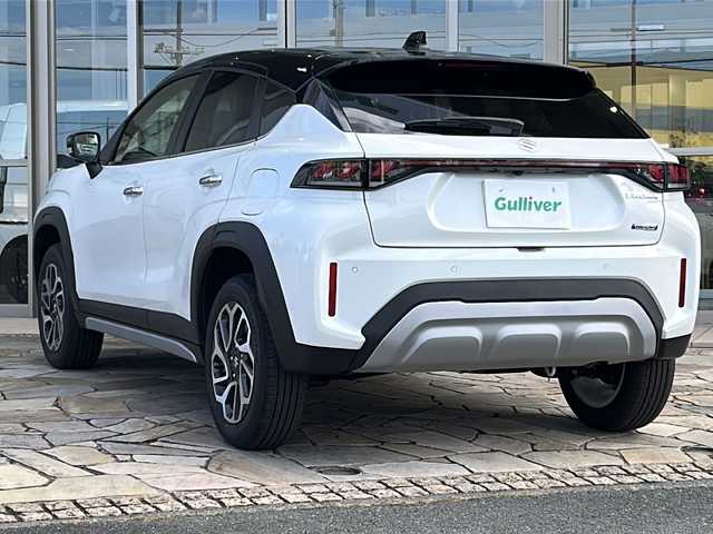 スズキ フロンクス 静岡県 2024(令6)年 0.1千km パールⅡ 純正メモリナビ/・CD/・DVD/・フルセグＴＶ/・Bluetooth/・HDMI/・USB/・AM/・FM/主要装備/・衝突軽減/・レーンキープ/・追従クルコン/・コーナーセンサー前後/・全方位カメラ/・BSM/・ワイヤレス充電/・HUD/・パドルシフト/・ステリモ/・レザーシート/・シートヒーターD/N席/・電動パーキングブレーキ/・オートホールド/・LEDヘッドライト/・オートハイビーム/・フォグランプ