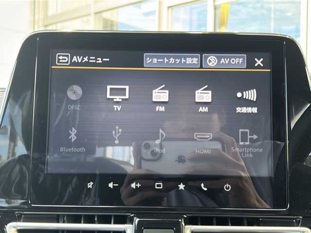 スズキ フロンクス 静岡県 2024(令6)年 0.1千km パールⅡ 純正メモリナビ/・CD/・DVD/・フルセグＴＶ/・Bluetooth/・HDMI/・USB/・AM/・FM/主要装備/・衝突軽減/・レーンキープ/・追従クルコン/・コーナーセンサー前後/・全方位カメラ/・BSM/・ワイヤレス充電/・HUD/・パドルシフト/・ステリモ/・レザーシート/・シートヒーターD/N席/・電動パーキングブレーキ/・オートホールド/・LEDヘッドライト/・オートハイビーム/・フォグランプ