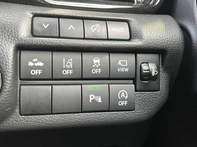 スズキ フロンクス 静岡県 2024(令6)年 0.1千km パールⅡ 純正メモリナビ/・CD/・DVD/・フルセグＴＶ/・Bluetooth/・HDMI/・USB/・AM/・FM/主要装備/・衝突軽減/・レーンキープ/・追従クルコン/・コーナーセンサー前後/・全方位カメラ/・BSM/・ワイヤレス充電/・HUD/・パドルシフト/・ステリモ/・レザーシート/・シートヒーターD/N席/・電動パーキングブレーキ/・オートホールド/・LEDヘッドライト/・オートハイビーム/・フォグランプ