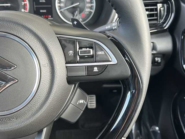 スズキ フロンクス 静岡県 2024(令6)年 0.1千km パールⅡ 純正メモリナビ/・CD/・DVD/・フルセグＴＶ/・Bluetooth/・HDMI/・USB/・AM/・FM/主要装備/・衝突軽減/・レーンキープ/・追従クルコン/・コーナーセンサー前後/・全方位カメラ/・BSM/・ワイヤレス充電/・HUD/・パドルシフト/・ステリモ/・レザーシート/・シートヒーターD/N席/・電動パーキングブレーキ/・オートホールド/・LEDヘッドライト/・オートハイビーム/・フォグランプ