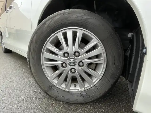 トヨタ エスクァイア Gi 東京都 2016(平28)年 4.6万km ホワイトパールクリスタルシャイン 純正ナビ　/Ｂｌｕｅｔｏｏｔｈ　/フルセグＴＶ　/バックカメラ　/シートヒーター　/クルーズコントロールシステム　/両側電動スライドドア　/サイドバイザー　/ＥＴＣ　/純正フロアマット　/純正アルミホイール　/純正ＬＥＤ/ABS/横滑り防止装置/レーンアシスト/オートライト/衝突被害軽減システム