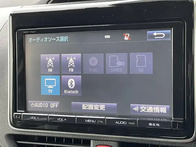 トヨタ エスクァイア Gi 東京都 2016(平28)年 4.6万km ホワイトパールクリスタルシャイン 純正ナビ　/Ｂｌｕｅｔｏｏｔｈ　/フルセグＴＶ　/バックカメラ　/シートヒーター　/クルーズコントロールシステム　/両側電動スライドドア　/サイドバイザー　/ＥＴＣ　/純正フロアマット　/純正アルミホイール　/純正ＬＥＤ/ABS/横滑り防止装置/レーンアシスト/オートライト/衝突被害軽減システム