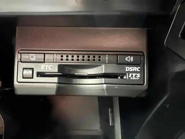 レクサス ＣＴ 200h Fスポーツ 兵庫県 2014(平26)年 6万km プラチナムシルバーメタリック 前後ドライブレコーダー/ETC2.0/スマートキー×2本/カードキー×1本/クルーズコントロール/パドルシフト/シートヒーター/純正フロアマット/ドアバイザー/LEDヘッドライト/純正17インチアルミホイール/パワーシート/前後コーナーセンサー/LEDフォグランプ