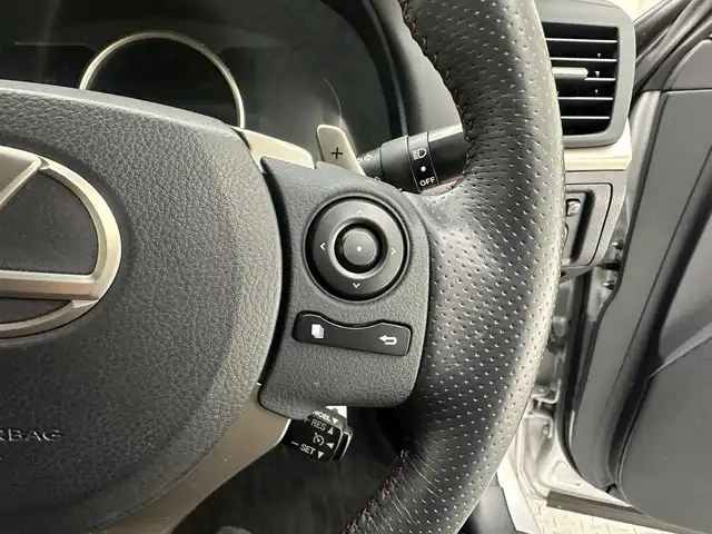 レクサス ＣＴ 200h Fスポーツ 兵庫県 2014(平26)年 6万km プラチナムシルバーメタリック 前後ドライブレコーダー/ETC2.0/スマートキー×2本/カードキー×1本/クルーズコントロール/パドルシフト/シートヒーター/純正フロアマット/ドアバイザー/LEDヘッドライト/純正17インチアルミホイール/パワーシート/前後コーナーセンサー/LEDフォグランプ