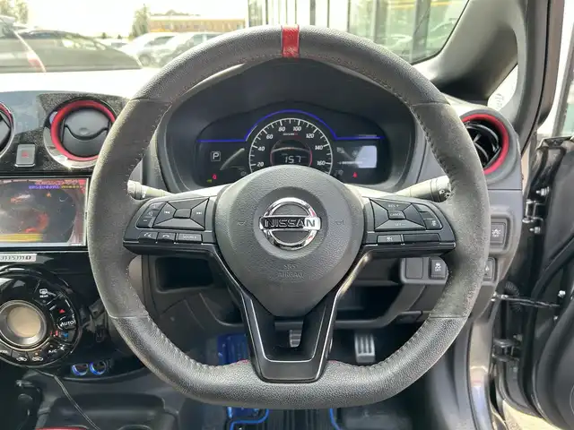 日産 ノート e－パワー ニスモ ブラックLTD 栃木県 2020(令2)年 1万km ダークメタルグレー/スーパーブラック2トーン 純正ナビ/CD・DVD再生/Bluetooth Audio/ステアリングスイッチ/アラウンドビューモニター/エマージェンシーブレーキ/レーダークルーズコントロール/レーンディパーチャーアラート /インテリジェントキー/プッシュスタート /デジタルインナーミラー/LEDヘッドライト/オートライト /ETC/純正16インチアルミ