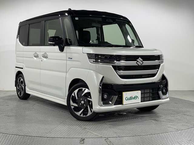 スズキ スペーシア カスタム HYBRID XS 広島県 2025(令7)年 0.1万km未満 ピュアホワイトパール/ブラック2トーン 届出済未使用車/純正９型ディスプレイオーディオ/・ナビ機能/・Bluetooth接続/・ApplecarPlay/アラウンドビューモニター/両側パワースライドドア/シートヒーター/レーダークルーズコントロール/ヘッドアップディスプレイ/ステアヒーター/オットマン/電動パーキング/オートブレーキホールド