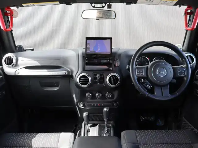 クライスラー・ジープ ジープ ラングラー アンリミテッド サハラ 長野県 2012(平24)年 9.2万km ブラックフォレストグリーン タイガーオートオリジナルバンパー　/１ｉｎｃリフトアップ　/ナンバー移設　/社外ナビ　/バック／サイドカメラ　/クルーズコントロール　/Ｍｕｄ－Ｔｅｒｒａｉｎタイヤ　/ＬＥＸＸＥＬ２０ＡＷ　/ＬＥＤライト