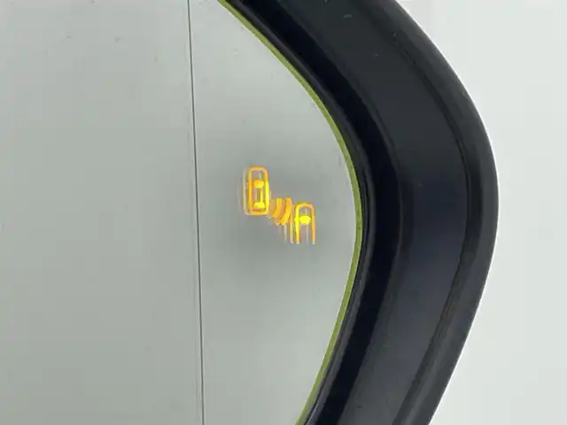 トヨタ カムリ WSレザーパッケージ 岡山県 2020(令2)年 3.1万km プラチナホワイトパールマイカ トヨタセーフティーセンスP/純正９インチディスプレイオーディオ/（フルセグTV、Bluetooth、USB接続、Carplay）/100V電源/ビルトインETC2.0/レーダークルーズコントロール/プリクラッシュセーフティ/ＬＥＤヘッドライト（Auto）/フォグランプ（LED）/オートハイビーム/バックカメラ/パワーシート/シートヒーター/ドライブレコーダー（前）/ブラインドスポットモニター/チルトステアリング/ステアリングスイッチ/ミラーヒーター/ドアバイザー/ISOFIX