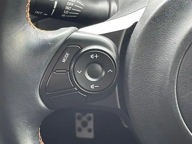 トヨタ ８６ GT ソーラーオレンジLTD 群馬県 2017(平29)年 4.2万km オレンジ 6MT車/専用ボディ色ソーラーオレンジ（NBB）/社外ディスプレイオーディオ/TRDハイレスポンスマフラー/TRDリアウィンドウルーバー/リアスポイラー/bremboブレーキキャリパー/純正OP17インチアルミホイール/シートヒーター/LEDヘッドランプ/ドライブレコーダー/クルーズコントロール/プッシュスタート/ブラックドアミラー