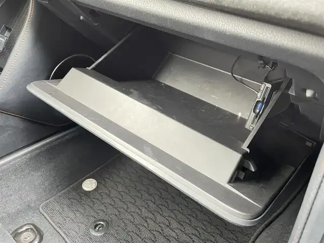トヨタ ８６ GT ソーラーオレンジLTD 群馬県 2017(平29)年 4.2万km オレンジ 6MT車/専用ボディ色ソーラーオレンジ（NBB）/社外ディスプレイオーディオ/TRDハイレスポンスマフラー/TRDリアウィンドウルーバー/リアスポイラー/bremboブレーキキャリパー/純正OP17インチアルミホイール/シートヒーター/LEDヘッドランプ/ドライブレコーダー/クルーズコントロール/プッシュスタート/ブラックドアミラー