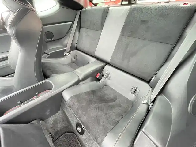 トヨタ ８６ GT ソーラーオレンジLTD 群馬県 2017(平29)年 4.2万km オレンジ 6MT車/専用ボディ色ソーラーオレンジ（NBB）/社外ディスプレイオーディオ/TRDハイレスポンスマフラー/TRDリアウィンドウルーバー/リアスポイラー/bremboブレーキキャリパー/純正OP17インチアルミホイール/シートヒーター/LEDヘッドランプ/ドライブレコーダー/クルーズコントロール/プッシュスタート/ブラックドアミラー