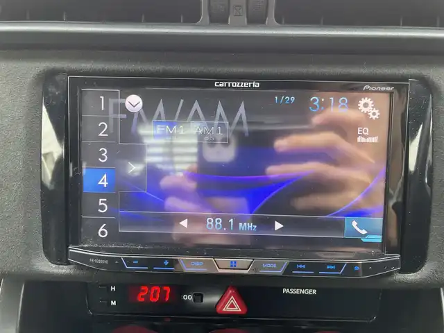 トヨタ ８６ GT ソーラーオレンジLTD 群馬県 2017(平29)年 4.2万km オレンジ 6MT車/専用ボディ色ソーラーオレンジ（NBB）/社外ディスプレイオーディオ/TRDハイレスポンスマフラー/TRDリアウィンドウルーバー/リアスポイラー/bremboブレーキキャリパー/純正OP17インチアルミホイール/シートヒーター/LEDヘッドランプ/ドライブレコーダー/クルーズコントロール/プッシュスタート/ブラックドアミラー