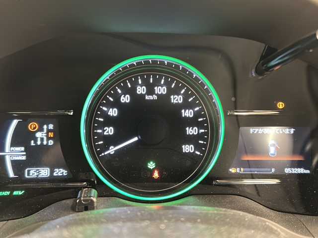 ホンダ ヴェゼル ハイブリッド Z ホンダセンシング 道央・札幌 2016(平28)年 5.4万km ホワイトオーキッドパール 純正メモリナビ・フルセグTV/DVD/CD/USB/SD/Bluetooth/バックカメラ/純正17インチアルミホイール/HONDA SENSING/・アダプティブクルーズコントロール（ACC）/・衝突軽減ブレーキ（CMBS）/・車線維持支援システム（LKAS）/・誤発進抑制機能/・先行車発進お知らせ機能/・オートハイビーム/4WD/ハーフレザーシート/シートヒーター/LEDライト/ビルトインETC/スマートキー/プッシュスタート/新車時保証書/取扱説明書