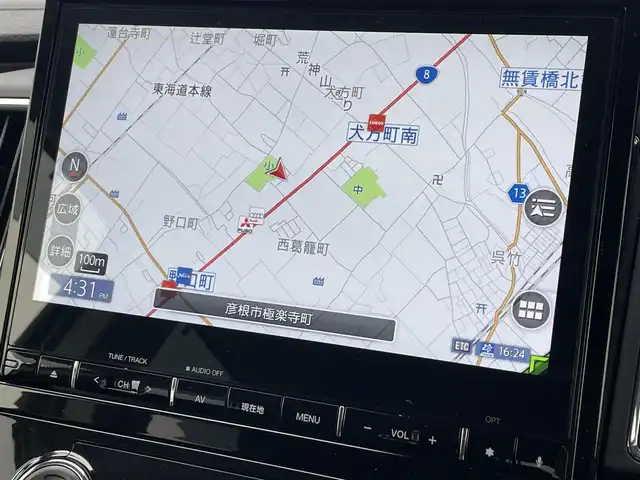 三菱 デリカＤ：５ アーバンギア Pエディション 滋賀県 2021(令3)年 0.7万km ウォームホワイトパール 純正ナビ/（Bluetooth／CD／DVD／USB／AUX／HDMI／iPod／フルセグTV）/アラウンドビューモニター/純正後席モニター/ビルトインETC/前方ドライブレコーダー/アダプティブクルーズコントロール/ブラインドスポットモニター/運転席側パワーシート/前席シートヒーター/ステアリングヒーター/パドルシフト/両側パワースライドドア/パワーバックドア/オートブレーキホールド/衝突被害軽減ブレーキ/AUTO STEP/アイドリングストップ/レーンキープアシスト/LEDヘッドライト/オートライト/オートマチックハイビーム/純正アルミホイール/純正フロアマット/プッシュスタート/スマートキー/ステアリングリモコン