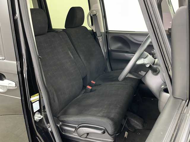 ホンダ Ｎ ＢＯＸ G SSパッケージ 道央・札幌 2017(平29)年 10.5万km クリスタルブラックパール ・４ＷＤ/・社外ＳＤナビ・ＣＤ・ＴＶ・ＵＳＢ・ＡＵＸ/・バックカメラ/・片側パワースライドドア/・シートヒーター（Ｄ／Ｎ席）/・ドアミラーヒーター/・横滑り防止機能/・純正フロアマット/・ビルトインＥＴＣ/・社外エンジンスターター/・ＨＩＤヘッドライト/・スマートキー/・スペアキー/・社外１４インチアルミ/・社外AW付スタッドレスセット積込