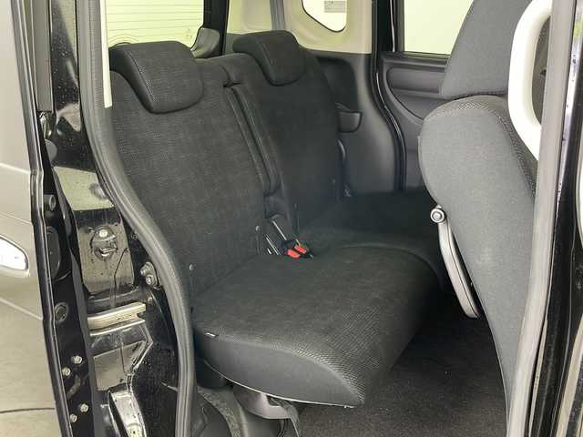 ホンダ Ｎ ＢＯＸ G SSパッケージ 道央・札幌 2017(平29)年 10.5万km クリスタルブラックパール ・４ＷＤ/・社外ＳＤナビ・ＣＤ・ＴＶ・ＵＳＢ・ＡＵＸ/・バックカメラ/・片側パワースライドドア/・シートヒーター（Ｄ／Ｎ席）/・ドアミラーヒーター/・横滑り防止機能/・純正フロアマット/・ビルトインＥＴＣ/・社外エンジンスターター/・ＨＩＤヘッドライト/・スマートキー/・スペアキー/・社外１４インチアルミ/・社外AW付スタッドレスセット積込