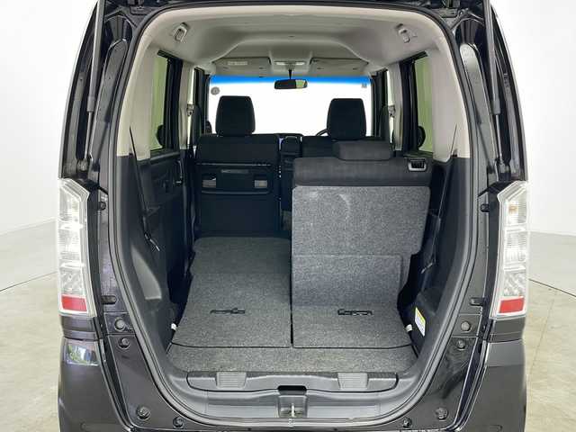 ホンダ Ｎ ＢＯＸ G SSパッケージ 道央・札幌 2017(平29)年 10.5万km クリスタルブラックパール ・４ＷＤ/・社外ＳＤナビ・ＣＤ・ＴＶ・ＵＳＢ・ＡＵＸ/・バックカメラ/・片側パワースライドドア/・シートヒーター（Ｄ／Ｎ席）/・ドアミラーヒーター/・横滑り防止機能/・純正フロアマット/・ビルトインＥＴＣ/・社外エンジンスターター/・ＨＩＤヘッドライト/・スマートキー/・スペアキー/・社外１４インチアルミ/・社外AW付スタッドレスセット積込