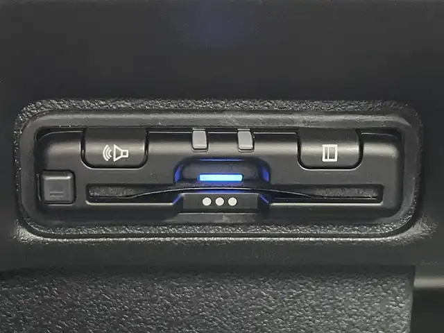 ホンダ Ｎ ＢＯＸ カスタム 滋賀県 2024(令6)年 0.1万km ミッドナイトブルービームM 禁煙車/純正9型ナビ/CD.DVD.Bluetooth.フルセグ.Applecarplay/バックカメラ/ホンダセンシング/●衝突軽減ブレーキ/●先行車発進お知らせ機能/●歩行者事故低減ステアリング/●路外逸脱抑制機能/●標識認識機能/●渋滞追従機能付アダプティブクルーズコントロール/●車線維持支援システム/●誤発進抑制機能/●後方誤発進抑制機能/●近距離衝突軽減ブレーキ/●急アクセル抑制機能/●パーキングセンサーシステム/●オートハイビーム/ビルトインETC/前席シートヒーター/LEDヘッドライト/片側電動スライドドア/前方ドライブレコーダー/パーキングセンサー/電子パーキング/ブレーキホールド