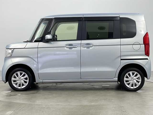 ホンダ Ｎ ＢＯＸ G EX ホンダセンシング 道央・札幌 2019(平31)年 3.5万km モーニングミストブルーM ・４ＷＤ/・社外ＳＤナビＴＶ・ＣＤ・ＢＴ/・バックカメラ/・片側パワースライドドア/・Honda　SENSING/・衝突軽減機能/・御発進抑制機能/・路外逸脱抑制機能/・ACC/・LKAS/・標識認識システム/・シートヒーター（D/N）/・ドアミラーヒーター/・ビルトインETC/・ステアリングスイッチ/・プッシュスタート/・社外ドラレコ/・LEDヘッドライト/・オートライト/・スマートキー/・スペアキー/・社外AWスタッドレスセット積込