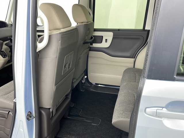 ホンダ Ｎ ＢＯＸ G EX ホンダセンシング 道央・札幌 2019(平31)年 3.5万km モーニングミストブルーM ・４ＷＤ/・社外ＳＤナビＴＶ・ＣＤ・ＢＴ/・バックカメラ/・片側パワースライドドア/・Honda　SENSING/・衝突軽減機能/・御発進抑制機能/・路外逸脱抑制機能/・ACC/・LKAS/・標識認識システム/・シートヒーター（D/N）/・ドアミラーヒーター/・ビルトインETC/・ステアリングスイッチ/・プッシュスタート/・社外ドラレコ/・LEDヘッドライト/・オートライト/・スマートキー/・スペアキー/・社外AWスタッドレスセット積込