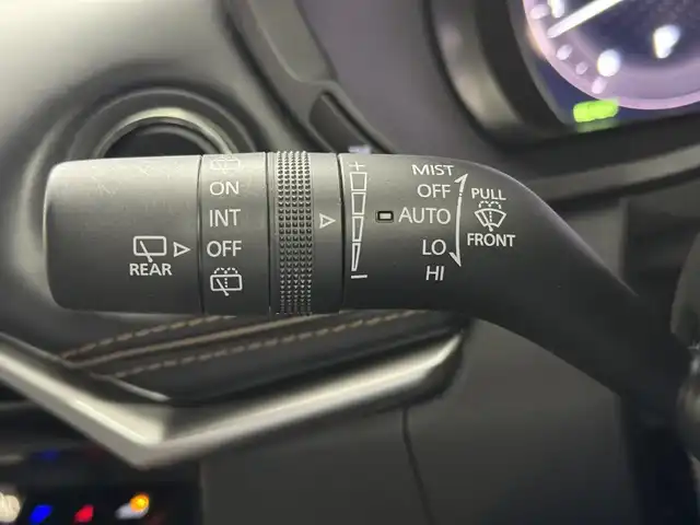 マツダ ＣＸ－６０ XD HV エクスクルーシブスポーツ 三重県 2022(令4)年 2万km ロジウムホワイトプレミアムメタリック ディーゼルターボ・マイルドハイブリッド/4WD/MTモード付8AT/12.3型ナビ/（AM/FM/USB/HDMI/CarPlay/AndroidAuto/Bluetooth/TV）/360ビュー・モニター/ドライブレコーダー前後/ビルトインETC/i-ACTIVSENSE/・スマートブレーキサポート/・レーダークルーズコントロール/・クルージング&トラフィックサポート/・ドライバー異常時対応システム/・ドライバーモニタリング/・レーンキープアシストシステム/・ブラインドスポットモニタリング/・クロストラフィックアラート（前後）/・標識認識/・パーキングセンサー（前後）/など/装備/・ナッパレザーシート（ピュアホワイト）/・シートヒーター（D/N/2nd）/・シートベンチレーション（D/N）/・パワーシート（Dメモリー付10way/N10way）/・電動チルト&テレスコステアリング/・ステアリングヒーター/・HUD/・AC100Vコンセント&USB充電ジャック&ワイヤレス充電/・LEDヘッドライト/・ダウンヒルアシストコントロール/・ハンズフリーパワーリフトゲート/・左右独立オートエアコン/・パドルシフト/・純正20inAW/・保/取/ナビ取/・スマートキーx1/など