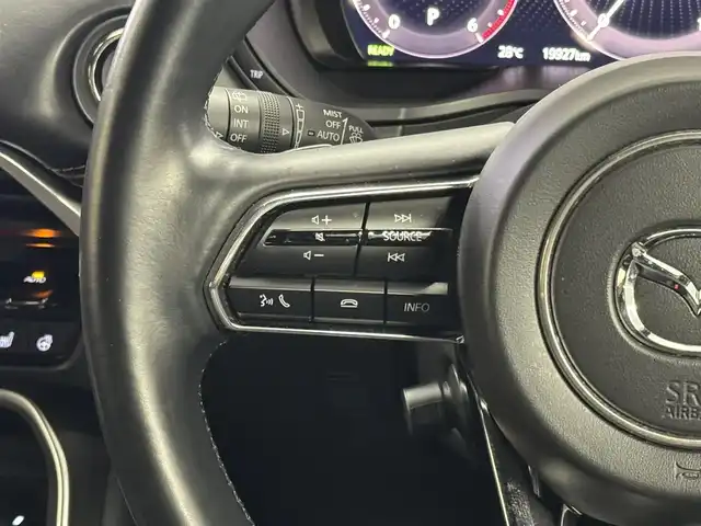 マツダ ＣＸ－６０ XD HV エクスクルーシブスポーツ 三重県 2022(令4)年 2万km ロジウムホワイトプレミアムメタリック ディーゼルターボ・マイルドハイブリッド/4WD/MTモード付8AT/12.3型ナビ/（AM/FM/USB/HDMI/CarPlay/AndroidAuto/Bluetooth/TV）/360ビュー・モニター/ドライブレコーダー前後/ビルトインETC/i-ACTIVSENSE/・スマートブレーキサポート/・レーダークルーズコントロール/・クルージング&トラフィックサポート/・ドライバー異常時対応システム/・ドライバーモニタリング/・レーンキープアシストシステム/・ブラインドスポットモニタリング/・クロストラフィックアラート（前後）/・標識認識/・パーキングセンサー（前後）/など/装備/・ナッパレザーシート（ピュアホワイト）/・シートヒーター（D/N/2nd）/・シートベンチレーション（D/N）/・パワーシート（Dメモリー付10way/N10way）/・電動チルト&テレスコステアリング/・ステアリングヒーター/・HUD/・AC100Vコンセント&USB充電ジャック&ワイヤレス充電/・LEDヘッドライト/・ダウンヒルアシストコントロール/・ハンズフリーパワーリフトゲート/・左右独立オートエアコン/・パドルシフト/・純正20inAW/・保/取/ナビ取/・スマートキーx1/など