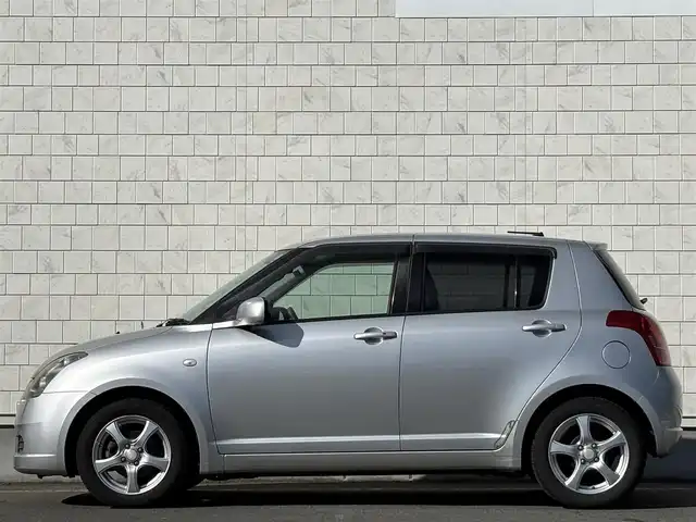 スズキ スイフト XG LTDⅡ 岩手県 2006(平18)年 8.4万km シルキーシルバーメタリック SDナビ 7インチ（CN-RE07D）/フルセグTV /バックカメラ /ドライブレコーダー（DRY-7000）/禁煙車 /ETC/Bluetooth接続/iPod接続/スマートキー