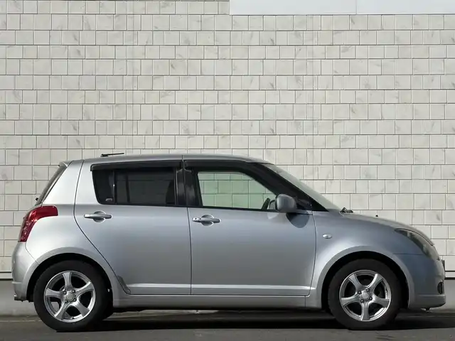 スズキ スイフト XG LTDⅡ 岩手県 2006(平18)年 8.4万km シルキーシルバーメタリック SDナビ 7インチ（CN-RE07D）/フルセグTV /バックカメラ /ドライブレコーダー（DRY-7000）/禁煙車 /ETC/Bluetooth接続/iPod接続/スマートキー