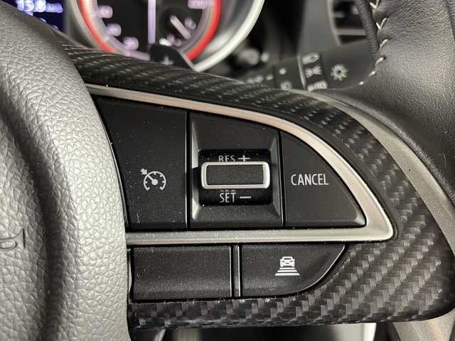 スズキ スイフト RSt 広島県 2019(平31)年 4.8万km プレミアムシルバーメタリック デュアルセンサーブレーキサポート/純正ナビ/CD/DVD/Bluetooth/フルセグTV/バックカメラ/ビルトインETC/レーダークルーズコントロール/運転席シートヒーター/レーンキープアシスト/パドルシフト/ステアリングスイッチ/LEDオートライト/社外17インチアルミホイール/社外マフラー/社外牽引フック（前後）/スマートキー/プッシュスタート/純正フロアマット/純正ドアバイザー