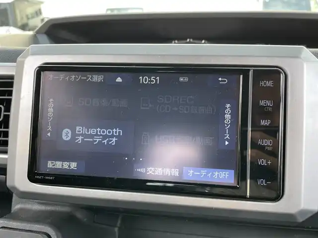 トヨタ ピクシスメガ Gターボ SAⅢ 東京都 2019(令1)年 5.6万km パールホワイトⅢ 純正SDナビ【NSZT-W68T】/(CD/DVD/フルセグTV/Bluetooth)/バックカメラ/ターボ車/スマートアシスト３/・衝突軽減回避支援ブレーキ機能/・車線逸脱警報機能/・誤発進抑制制御機能/リアコーナーセンサー/両側パワースライドドア/社外ドライブレコーダー【HD-1296P】/革巻きステアリング/運転席シートヒータ―/純正フロアマット/スペアキー×1/ETC2.0/取扱説明書