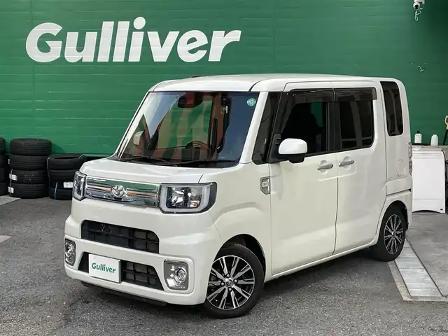 トヨタ ピクシスメガ Gターボ SAⅢ 東京都 2019(令1)年 5.6万km パールホワイトⅢ 純正SDナビ【NSZT-W68T】/(CD/DVD/フルセグTV/Bluetooth)/バックカメラ/ターボ車/スマートアシスト３/・衝突軽減回避支援ブレーキ機能/・車線逸脱警報機能/・誤発進抑制制御機能/リアコーナーセンサー/両側パワースライドドア/社外ドライブレコーダー【HD-1296P】/革巻きステアリング/運転席シートヒータ―/純正フロアマット/スペアキー×1/ETC2.0/取扱説明書